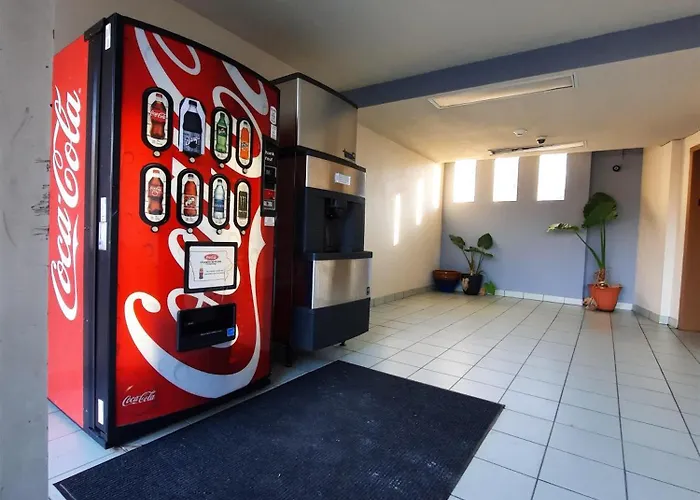 Americas Value Hotel