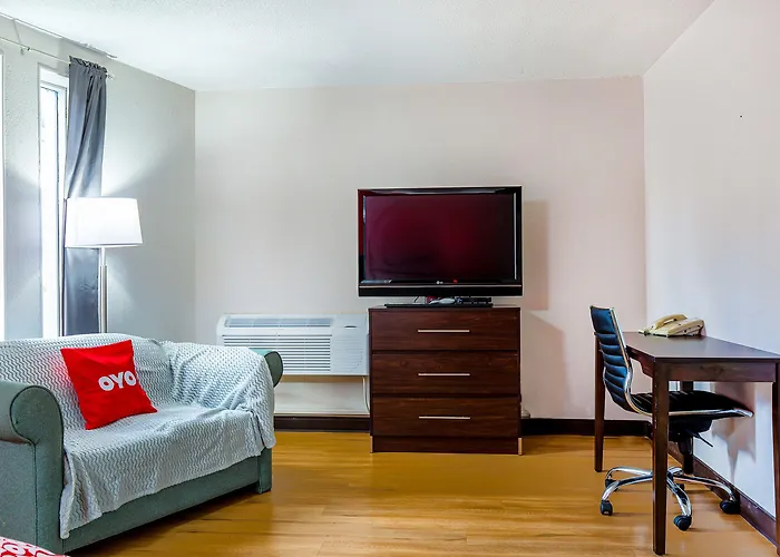 Americas Value Hotel