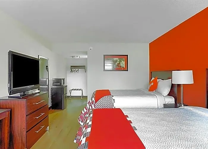 Americas Value Hotel Moline