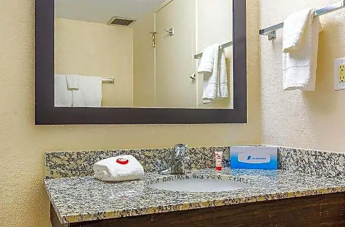 Americas Value Hotel 3*